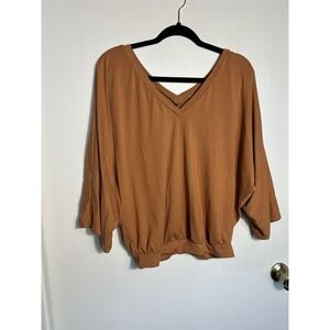 Daytrip Buckle Women's Medium Rust Orange V-Neck Dolman Batwing Sleeve Top Blous